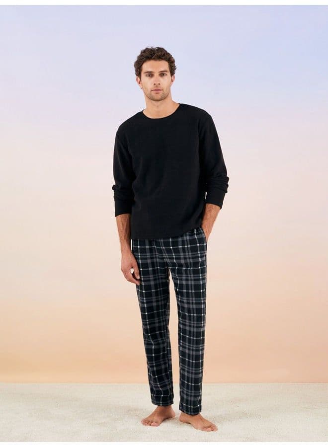 Standard Pattern Plaid Fleece Men's Pajamas Set 1